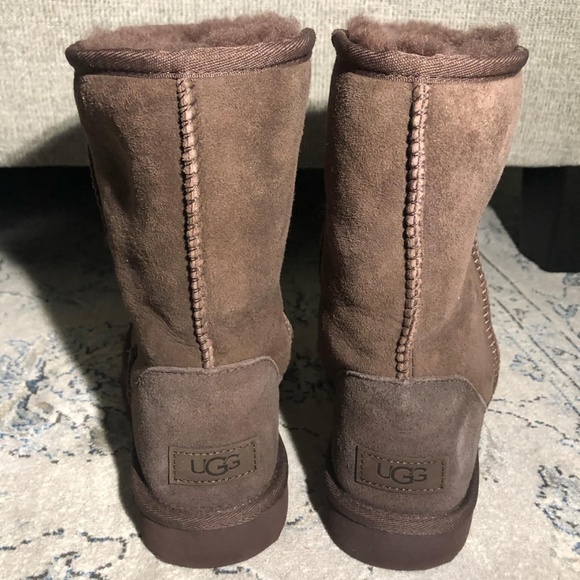 UGG Classic Short II Burnt Cedar - Picture 8 of 10
